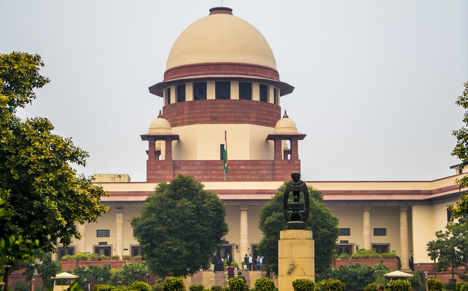 Legal Heir’s Remedy Against Arbitral Award Lies Under Section 34, Not Article 227: Supreme Court Clarifies